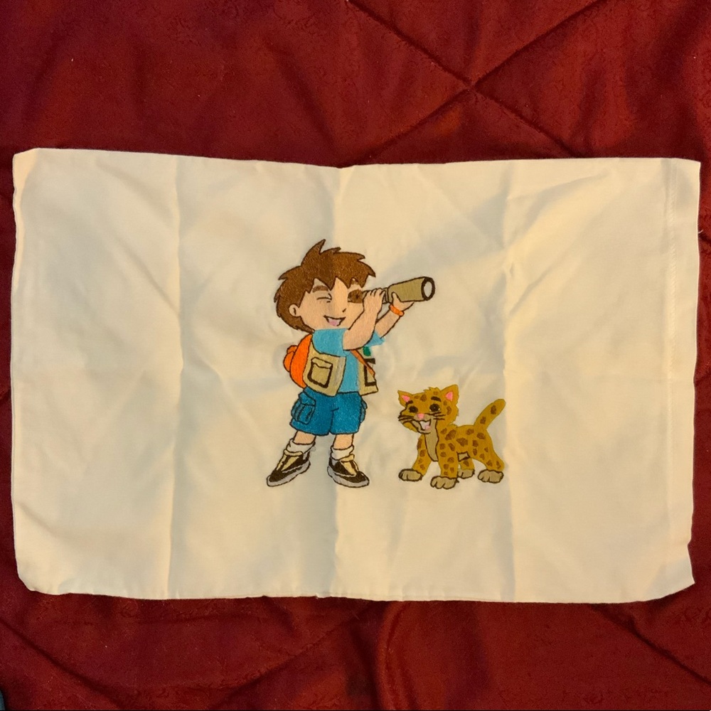 Diego with baby jaguar Pillowcase White
